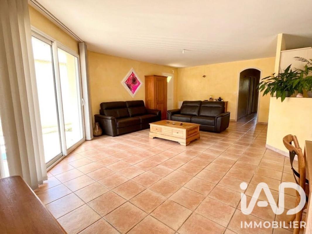 Maison 5 Pièce(s) Prignac-et-Marcamps - Photo 3