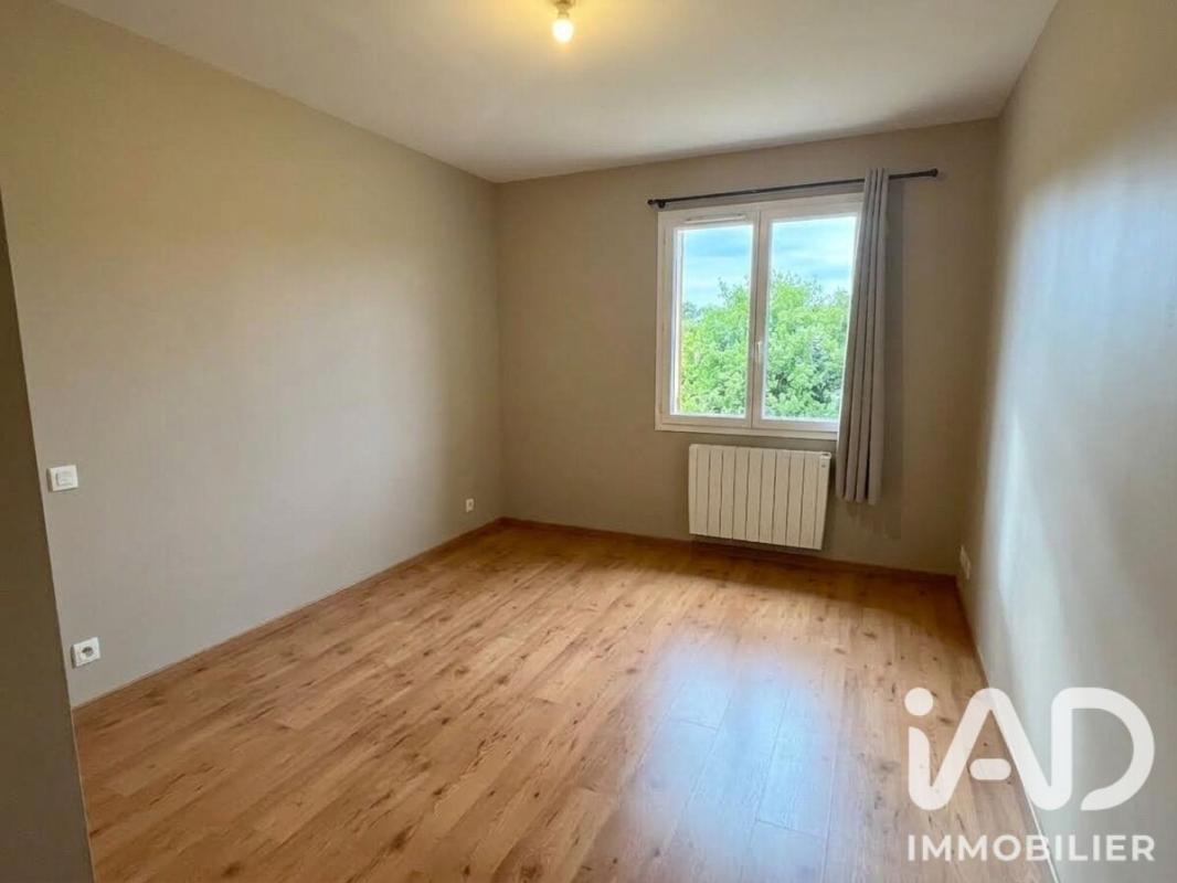 Maison 5 Pièce(s) Prignac-et-Marcamps - Photo 12
