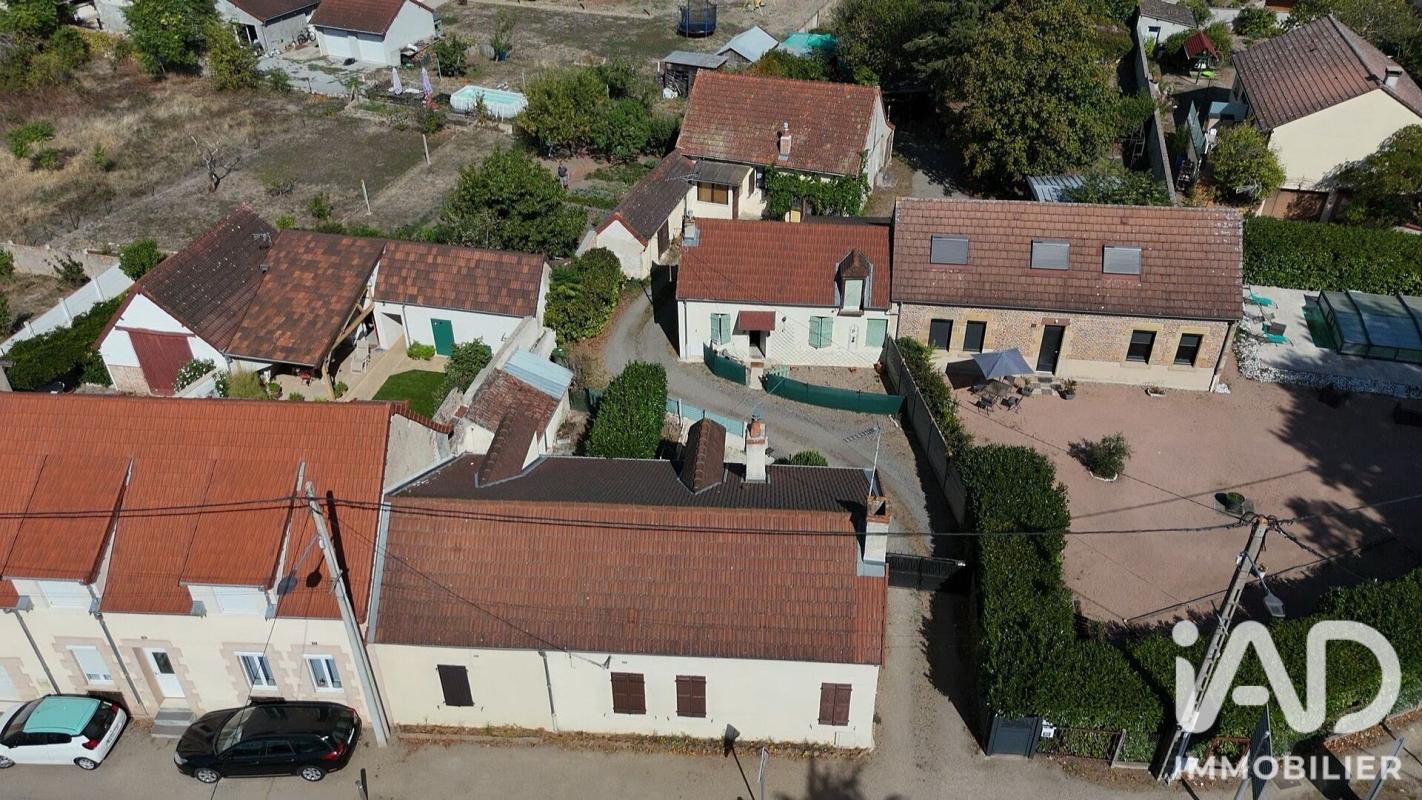 Maison 8 Pièce(s) Yzeure