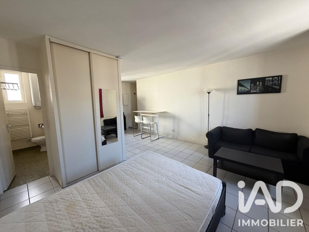 Appartement 1 Pièce(s) Bourg-la-Reine - Photo 2