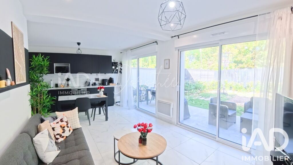 Maison 4 Pièce(s) Champs-sur-Marne