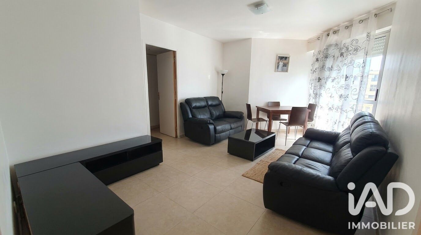 Appartement 4 Pièce(s) Grigny