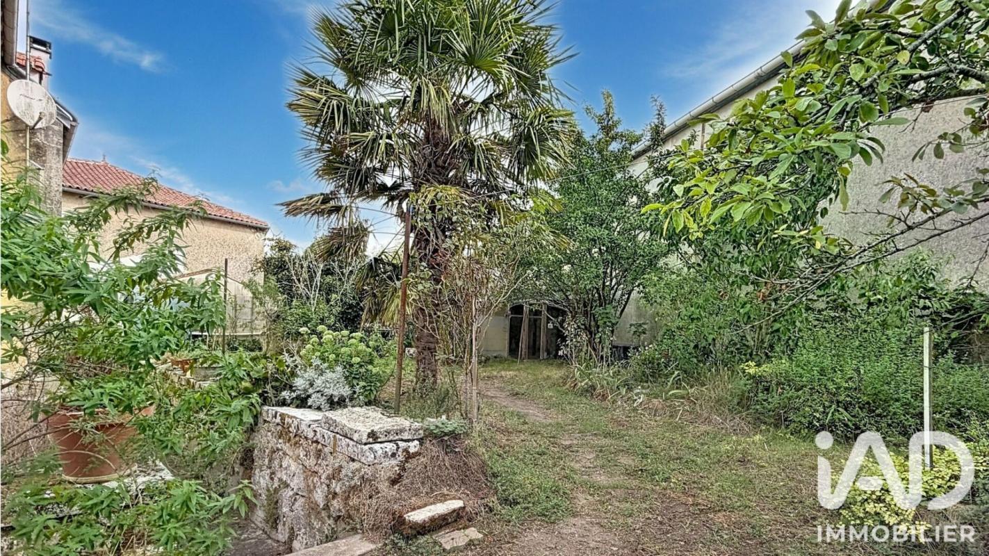 Maison 8 Pièce(s) Saint-Savinien - Photo 21