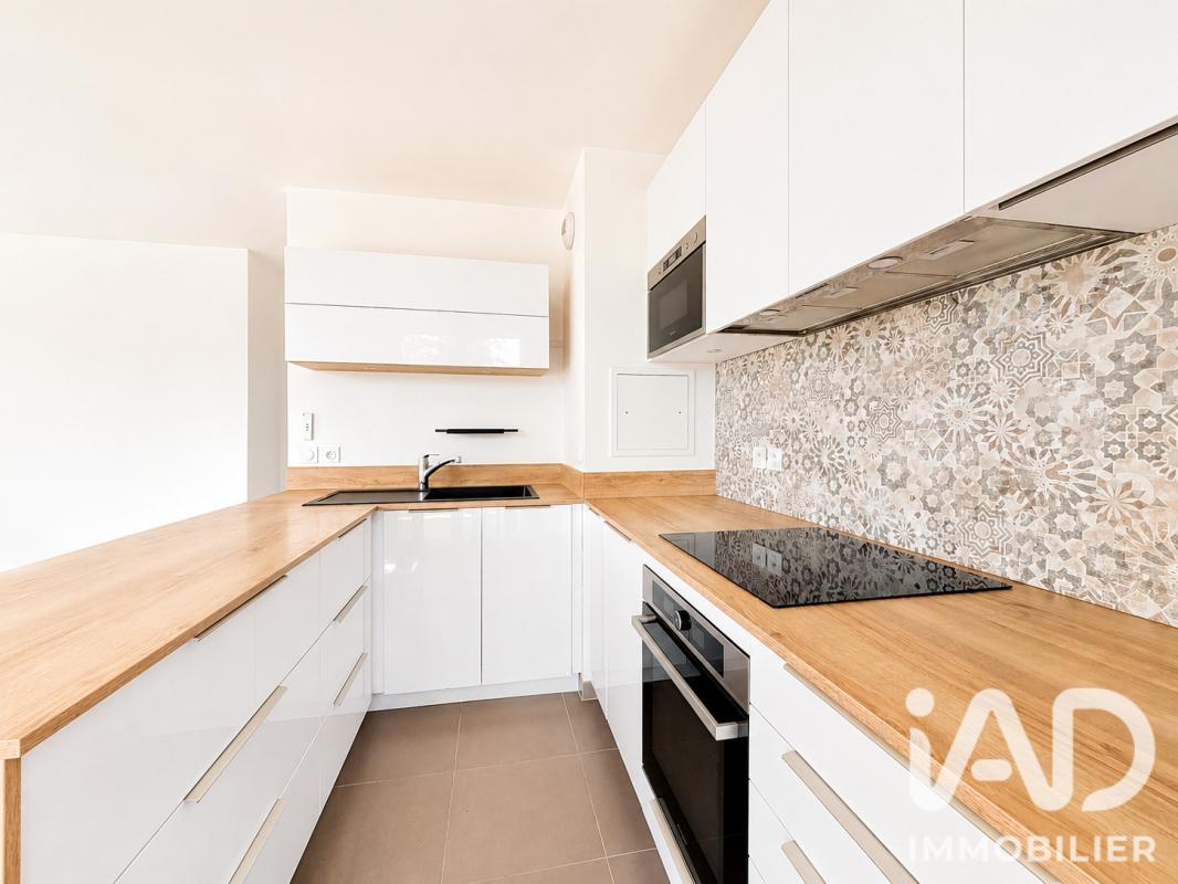 Appartement 4 Pièce(s) Clamart