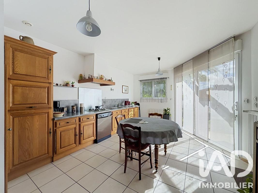 Maison 7 Pièce(s) Vouillé - Photo 6