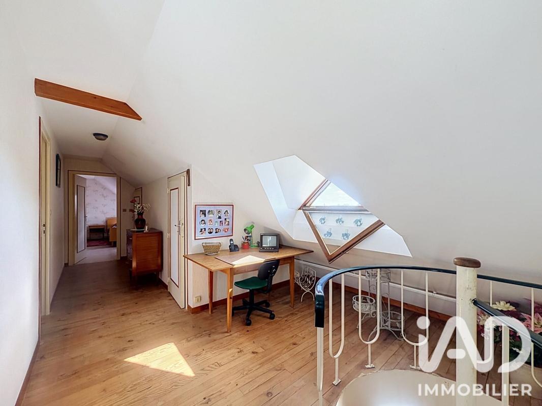 Maison 7 Pièce(s) Vouillé - Photo 12