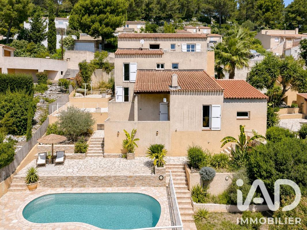 Maison 8 Pièce(s) Carnoux-en-Provence