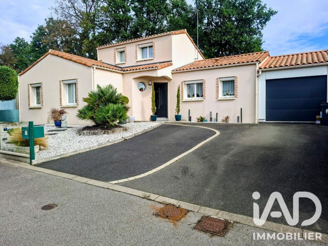 Maison 6 Pièce(s) La Roche-sur-Yon - Photo 1