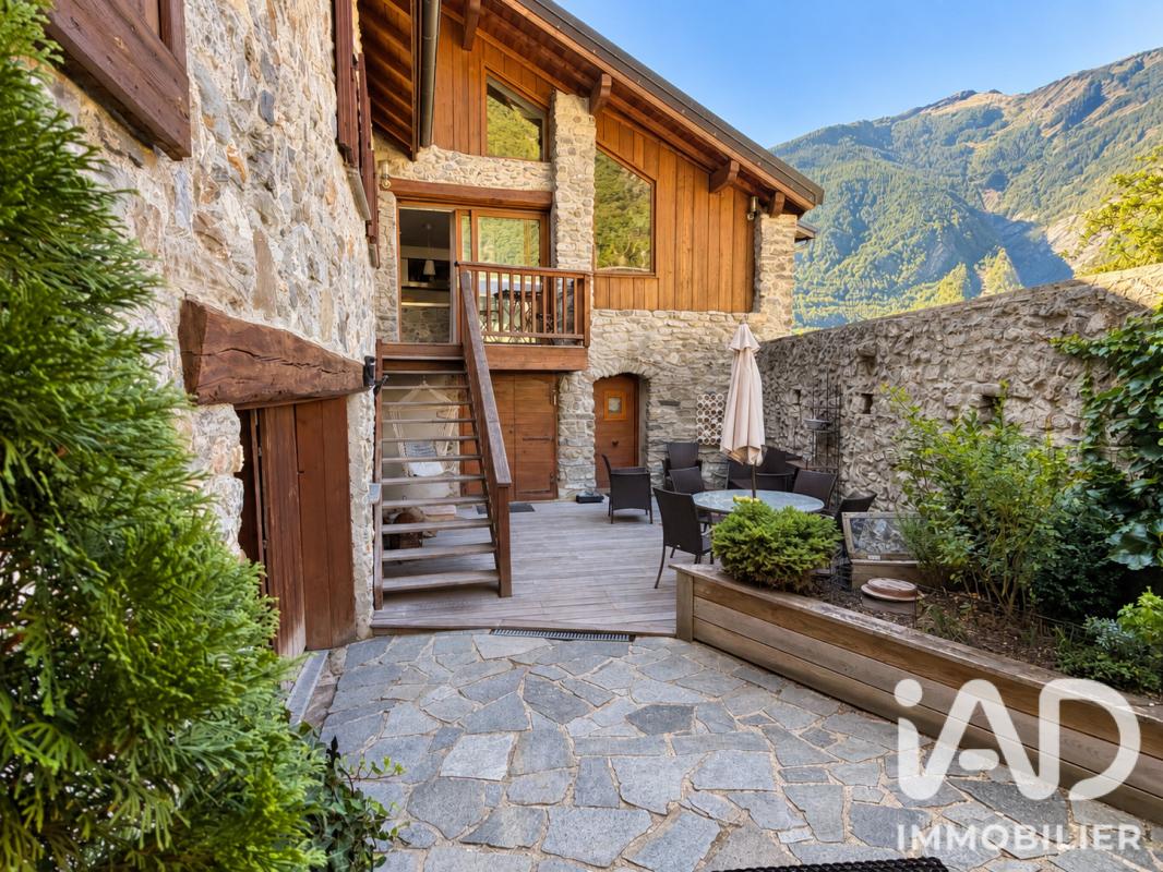 Maison 8 Pièce(s) Saint-Jean-de-Maurienne - Photo 2