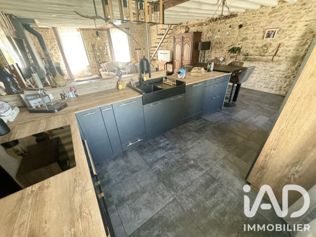 Appartement 5 Pièce(s) Saint-Denis-en-Val - Photo 8