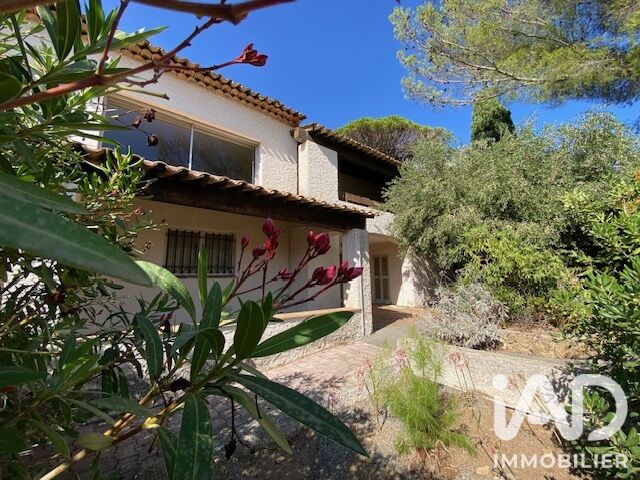 Maison 6 Pièce(s) Roquebrune-sur-Argens - Photo 2
