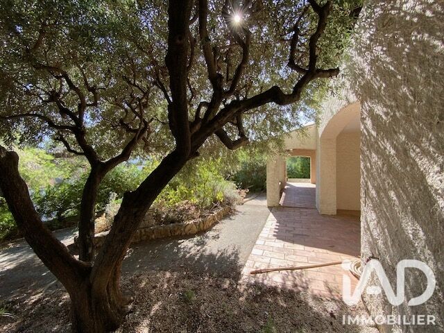 Maison 6 Pièce(s) Roquebrune-sur-Argens - Photo 4