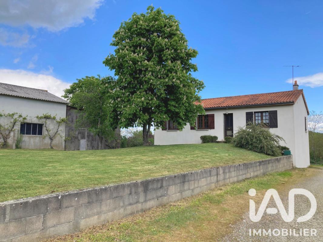 Maison 4 Pièce(s) Availles-Limouzine