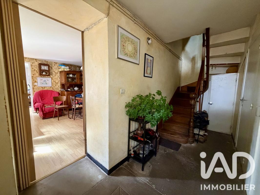 Maison 5 Pièce(s) Saint-Georges-de-Noisné - Photo 6