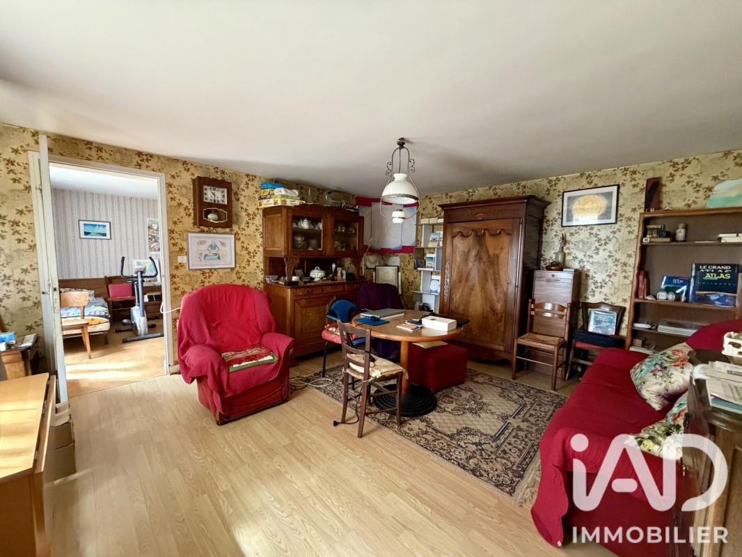 Maison 5 Pièce(s) Saint-Georges-de-Noisné - Photo 9