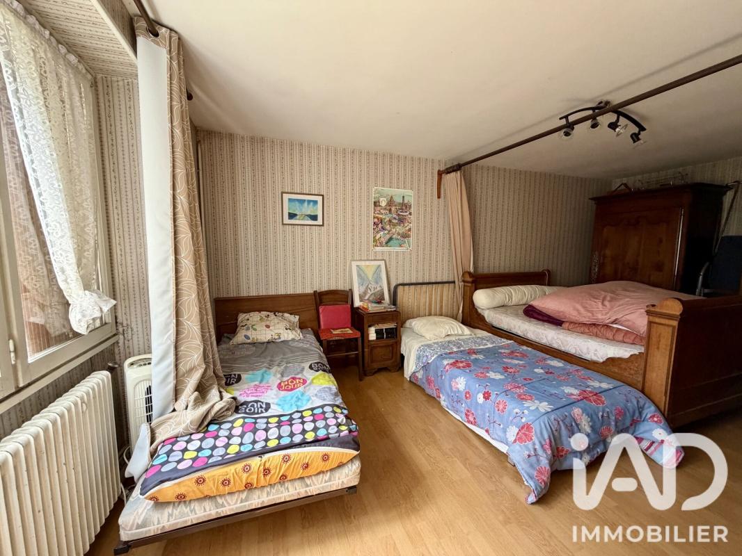 Maison 5 Pièce(s) Saint-Georges-de-Noisné - Photo 11