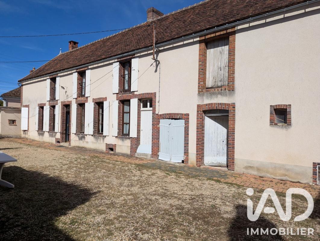 Maison longère 5 Pièce(s) Mont-Saint-Sulpice