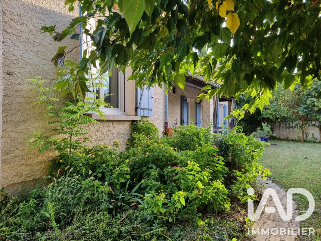 Maison 7 Pièce(s) Pernes-les-Fontaines - Photo 2