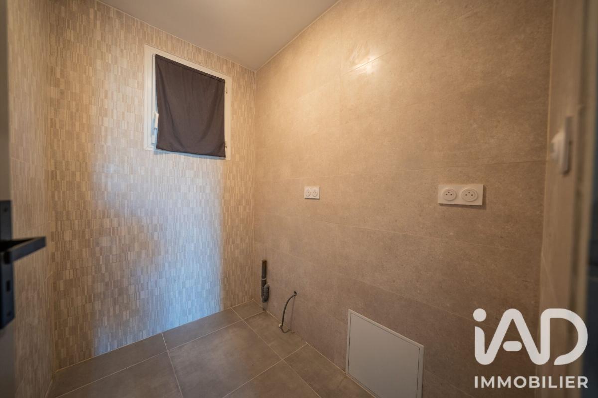 Maison 2 Pièce(s) Saint-Étienne-de-Fontbellon - Photo 10