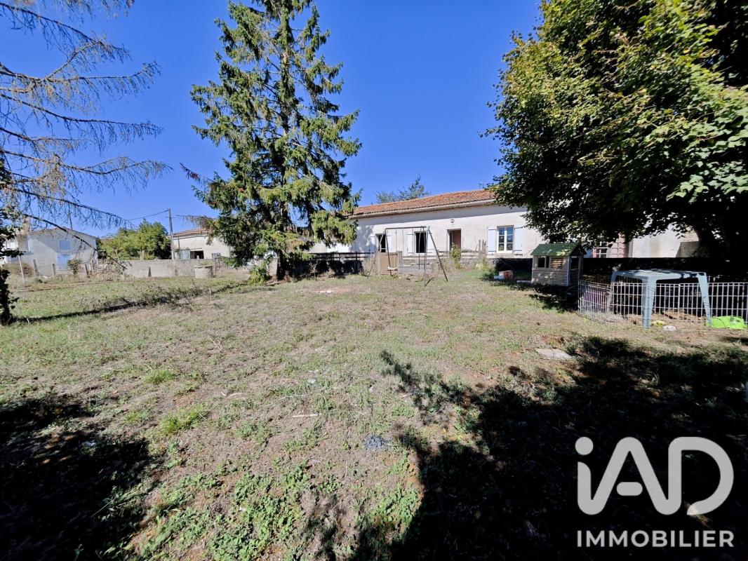 Maison 4 Pièce(s) Néré - Photo 2