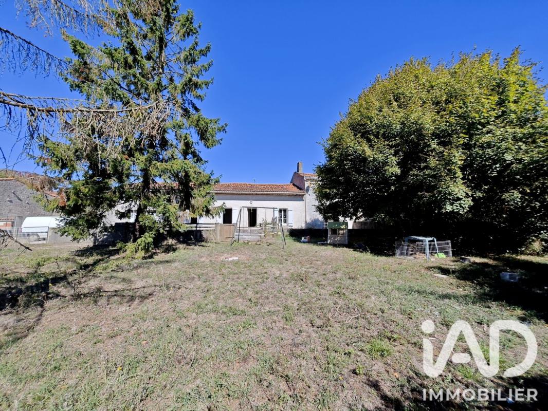 Maison 4 Pièce(s) Néré - Photo 4