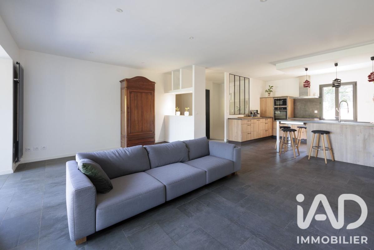 Maison 6 Pièce(s) Saint-Genis-les-Ollières - Photo 5