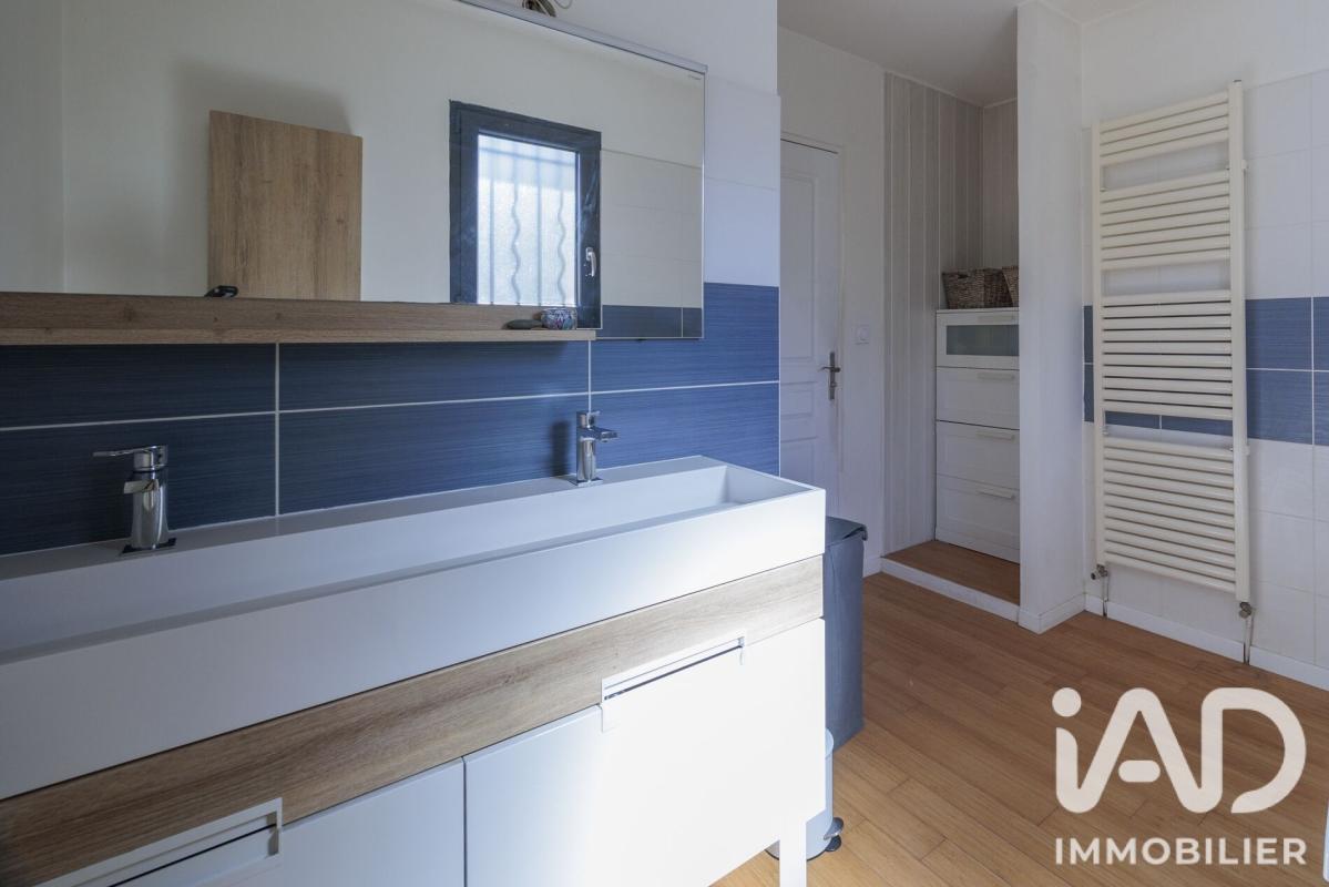 Maison 6 Pièce(s) Saint-Genis-les-Ollières - Photo 9