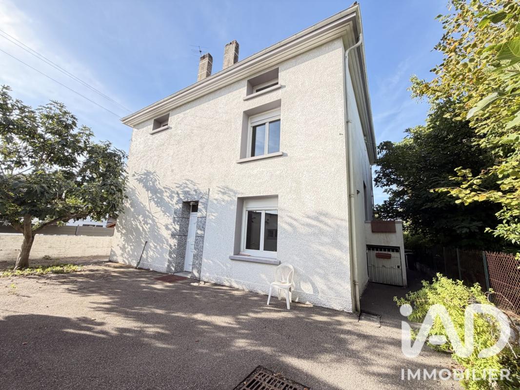 Maison 6 Pièce(s) Bon-Encontre