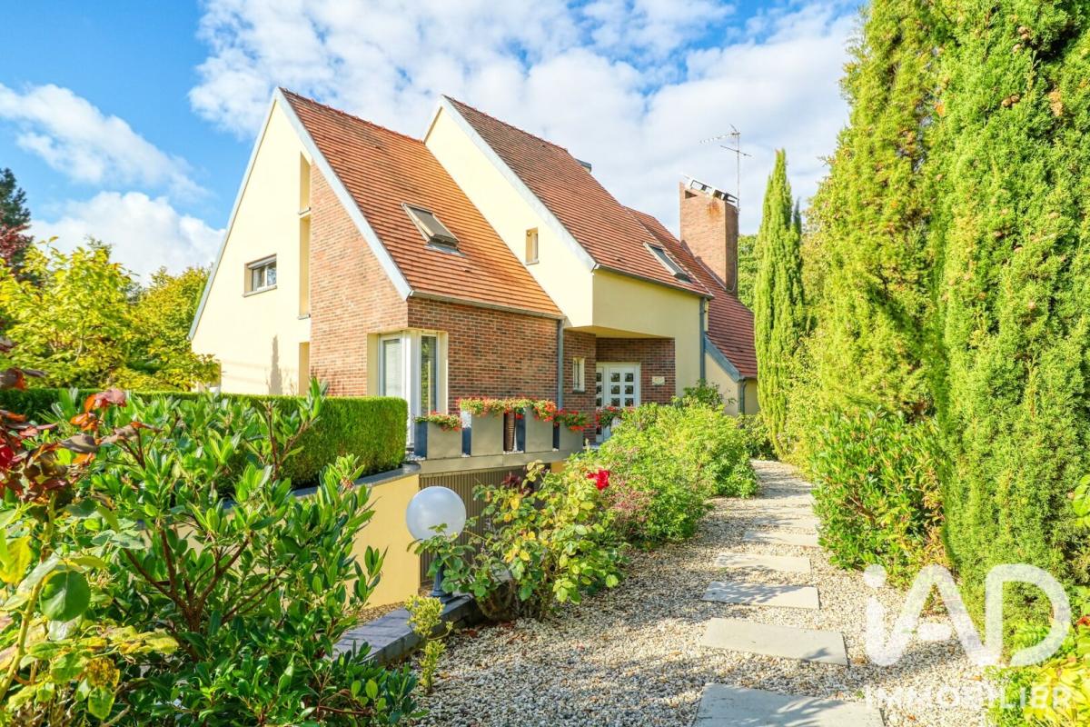 Maison traditionnelle 6 Pièce(s) Chauvry