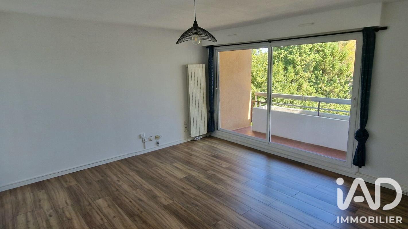 Appartement 2 Pièce(s) Nîmes