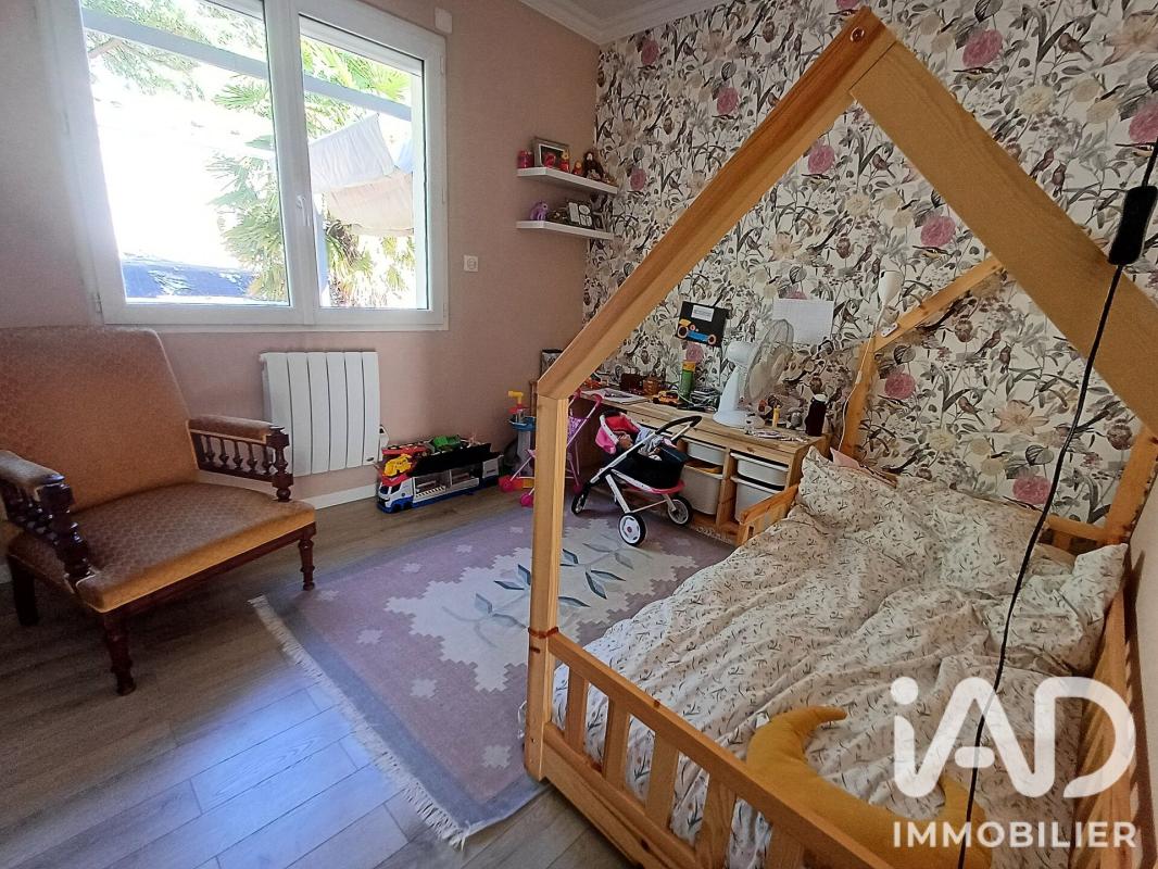 Maison 4 Pièce(s) Saint-Martin-la-Plaine - Photo 8