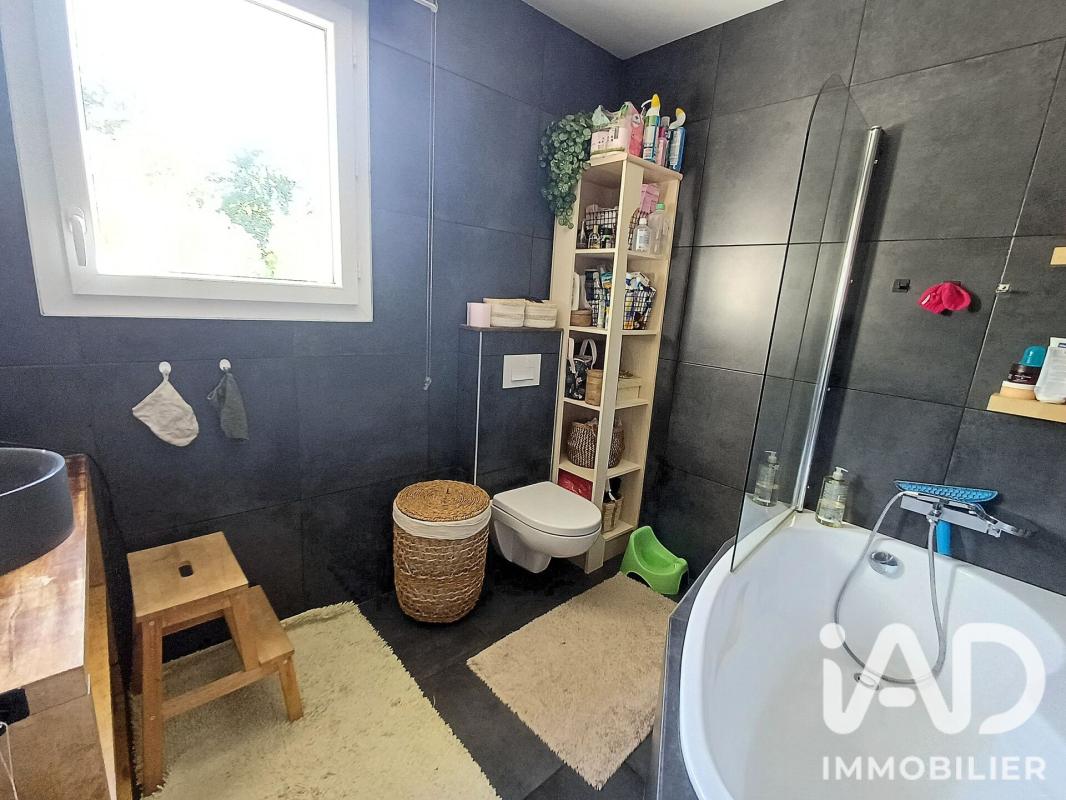 Maison 4 Pièce(s) Saint-Martin-la-Plaine - Photo 12