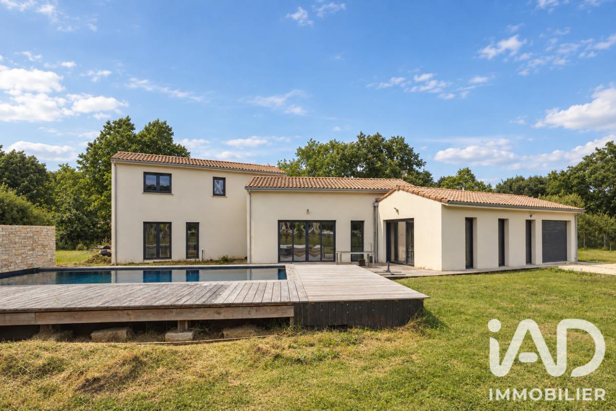 Maison 5 Pièce(s) Mérignac