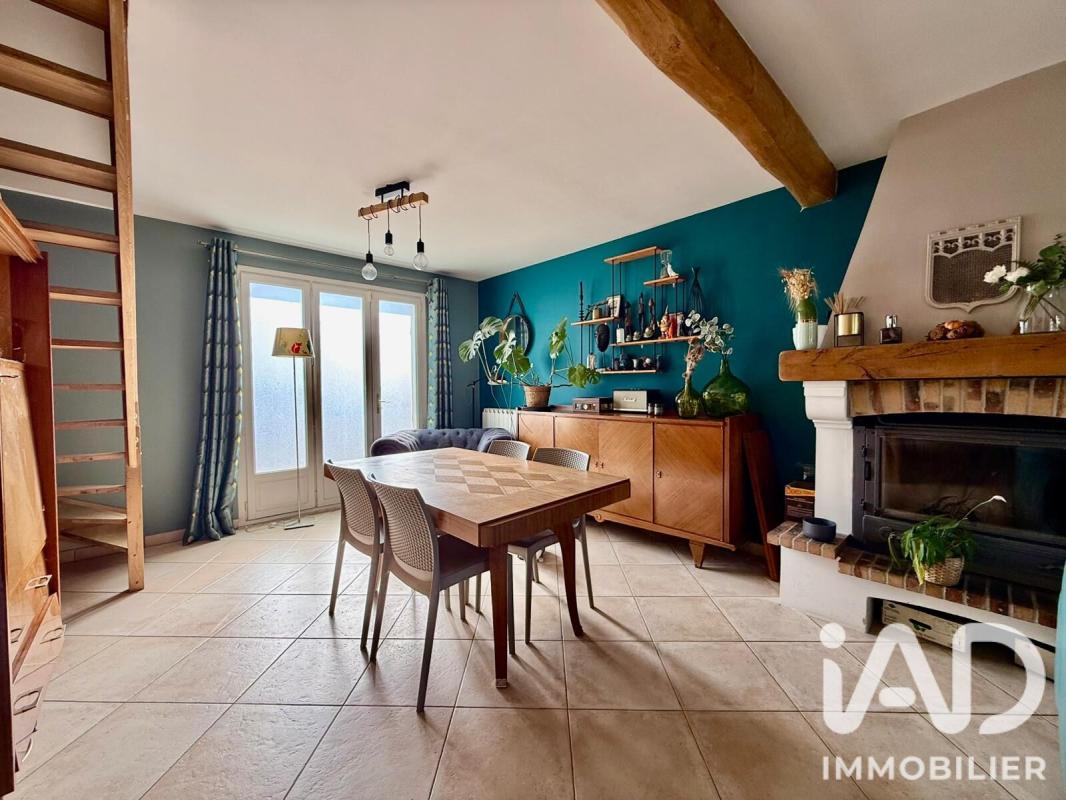Maison 7 Pièce(s) La Ville-du-Bois