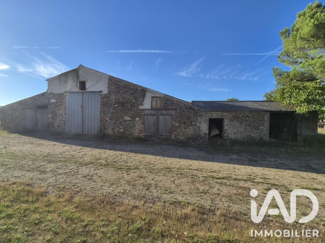 Ferme 1 Pièce(s) Montréverd