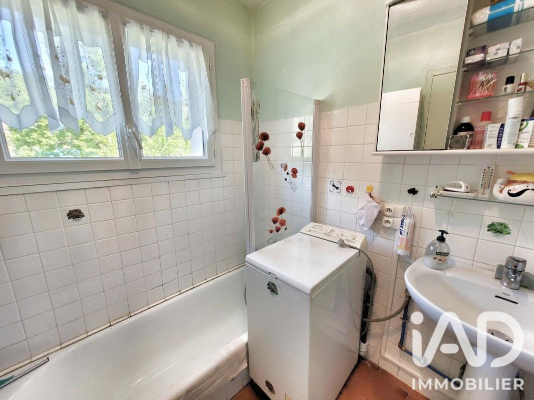 Maison 5 Pièce(s) Saint-Andéol-de-Fourchades - Photo 14