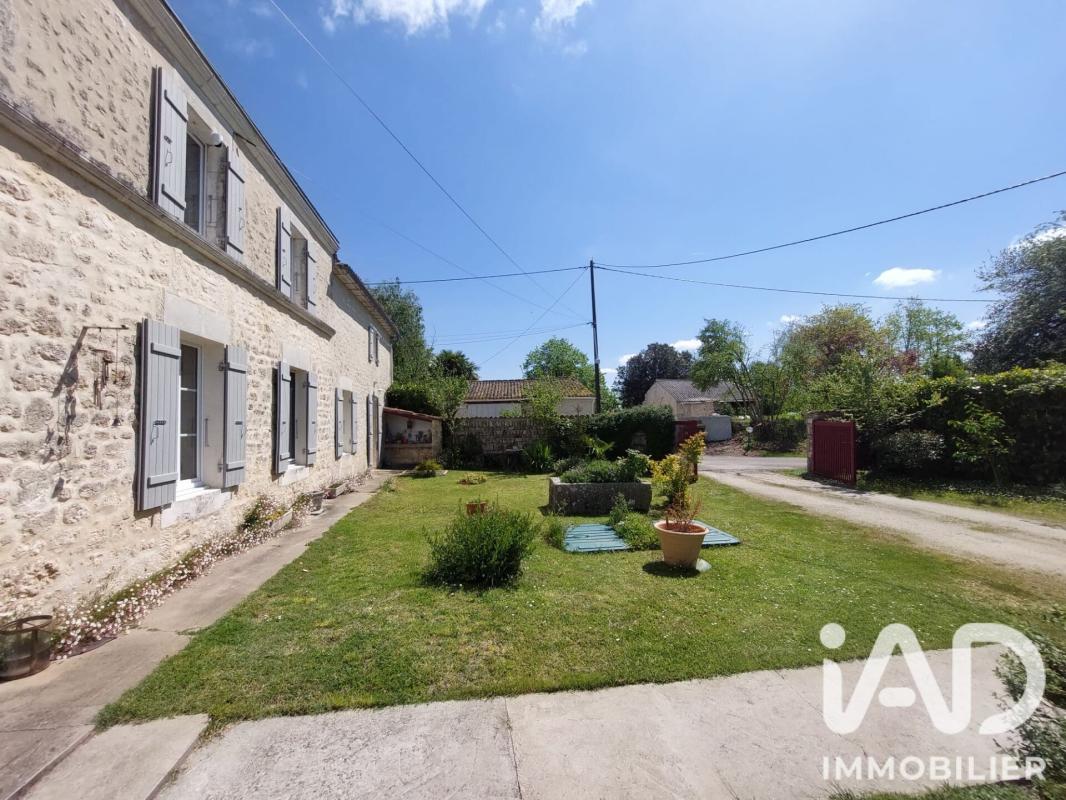 Maison 10 Pièce(s) Saint-Romain-de-Benet - Photo 16