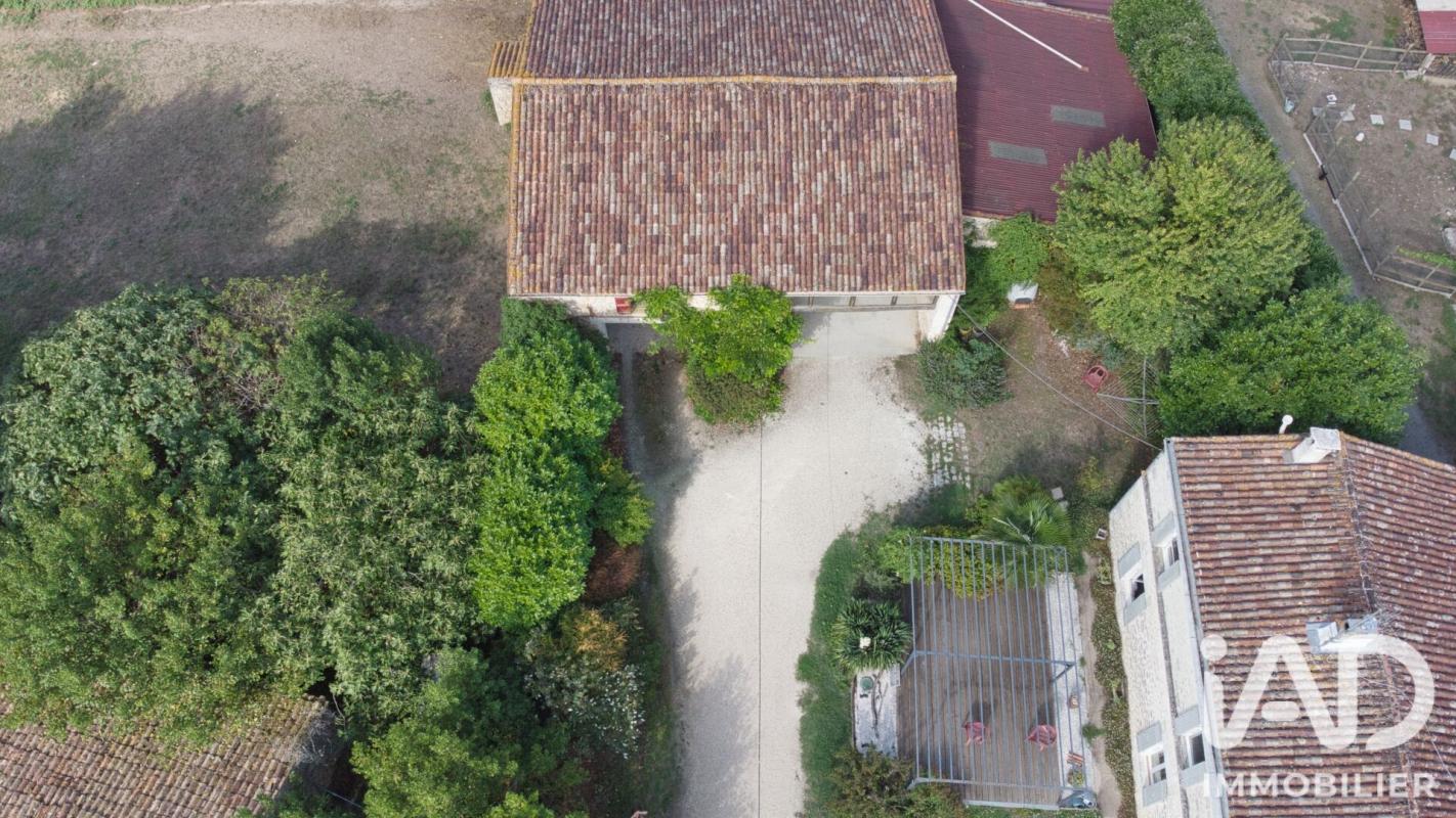 Maison 10 Pièce(s) Saint-Romain-de-Benet - Photo 20