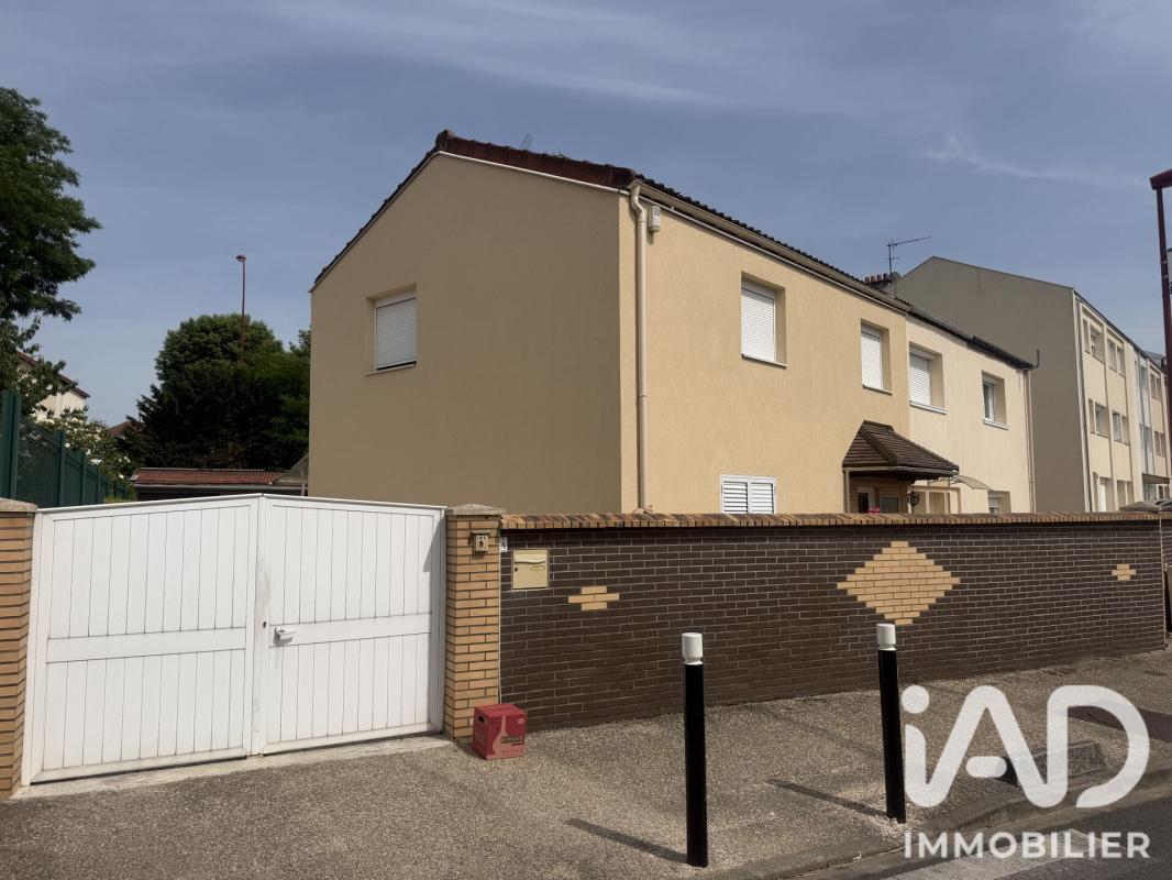 Maison 4 Pièce(s) Gonesse