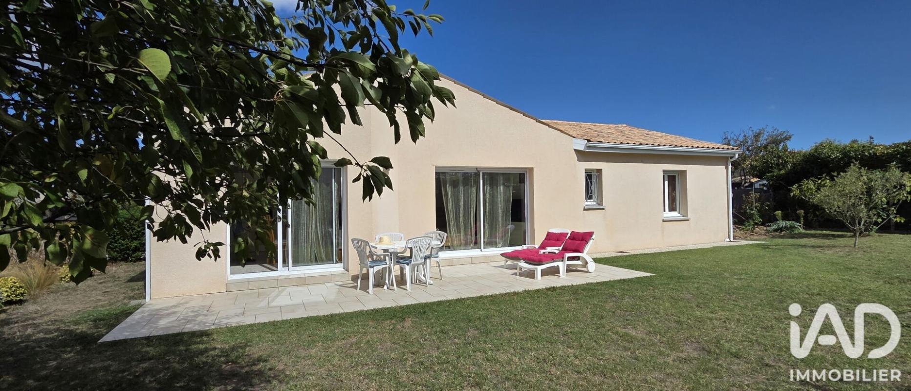 Maison 4 Pièce(s) Saint-Palais-sur-Mer