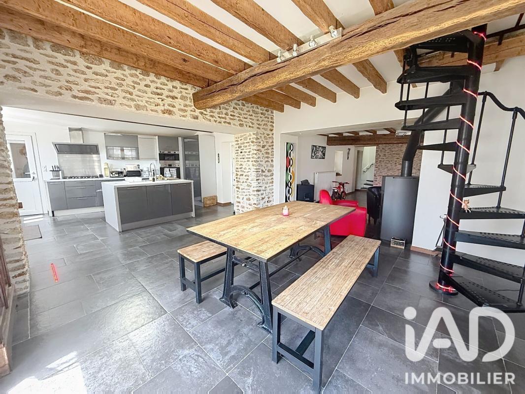 Maison 5 Pièce(s) Richebourg