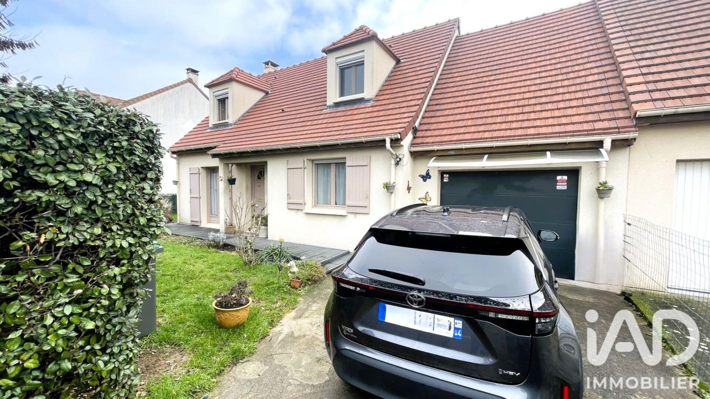 Maison 6 Pièce(s) Le Plessis-Pâté