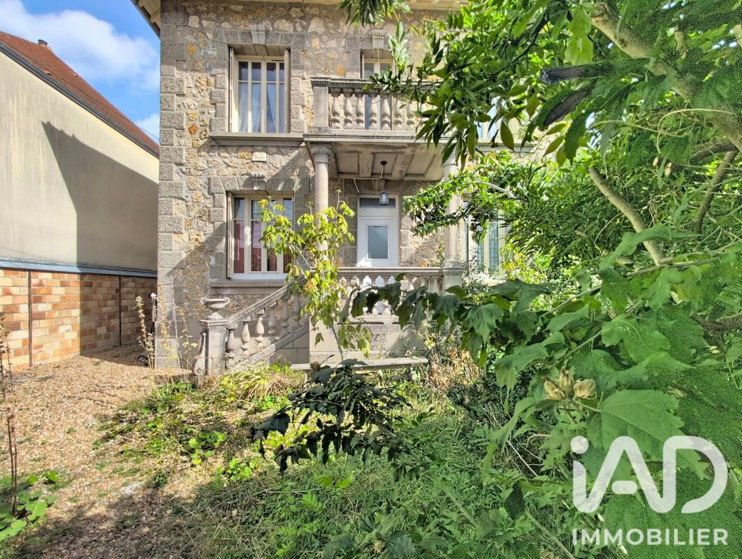 Maison 7 Pièce(s) Rambouillet