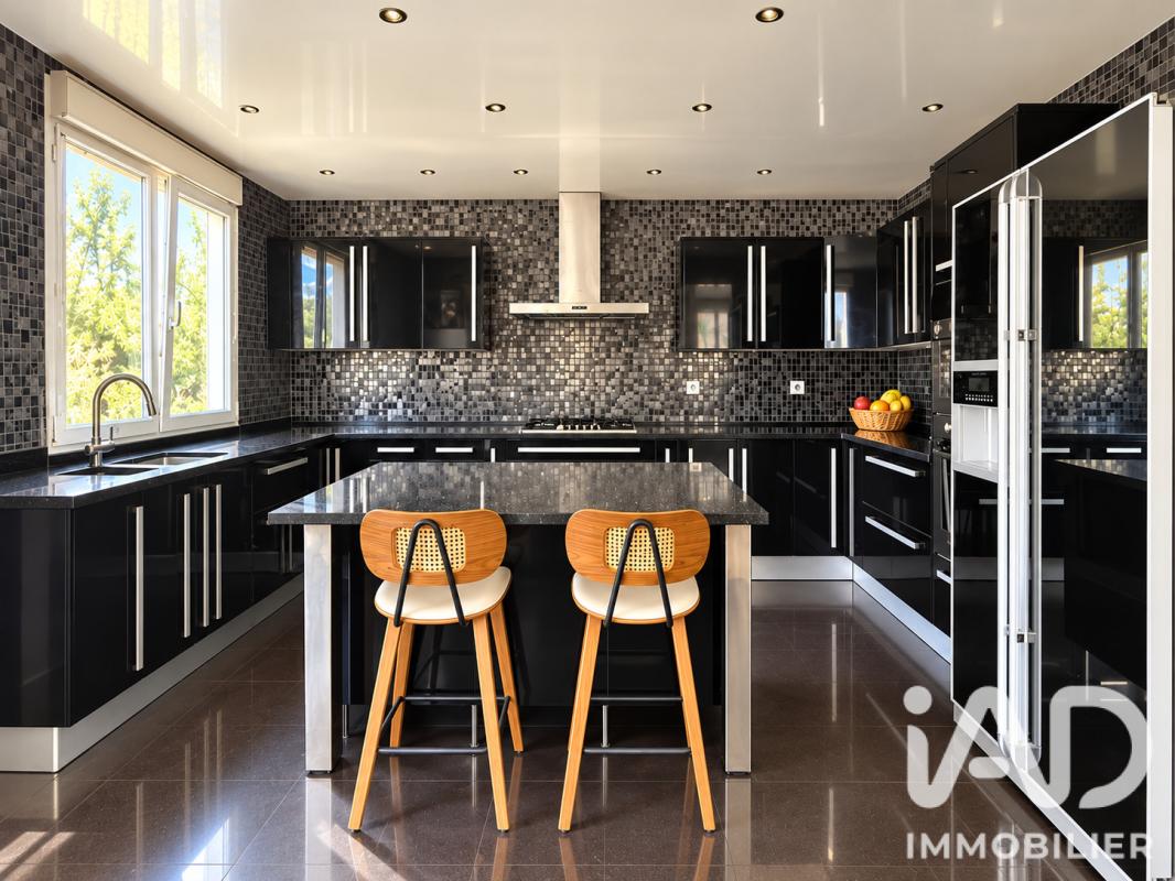 Maison 9 Pièce(s) Corbeil-Essonnes - Photo 24