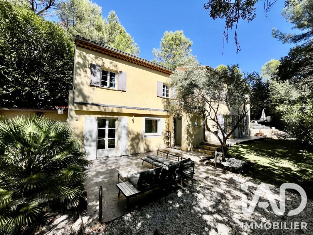 Maison 7 Pièce(s) Fuveau - Photo 1