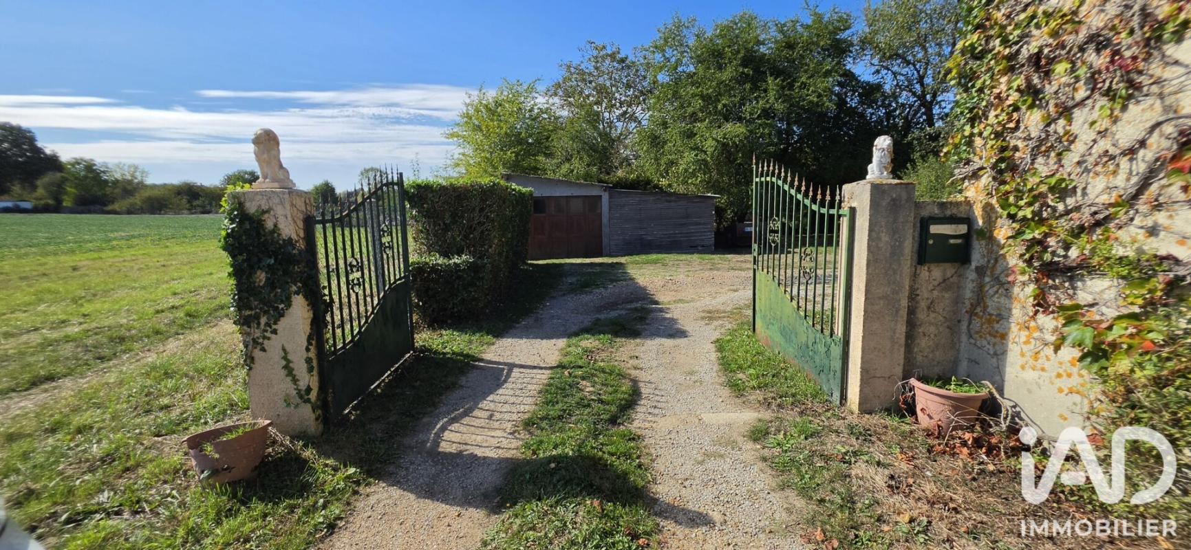 Maison 6 Pièce(s) Saint-Georges-sur-Eure