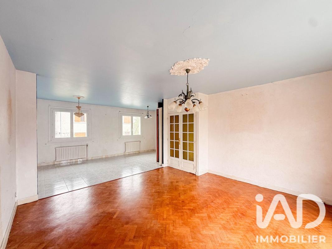 Maison 3 Pièce(s) Saint-Pantaléon-de-Larche - Photo 4