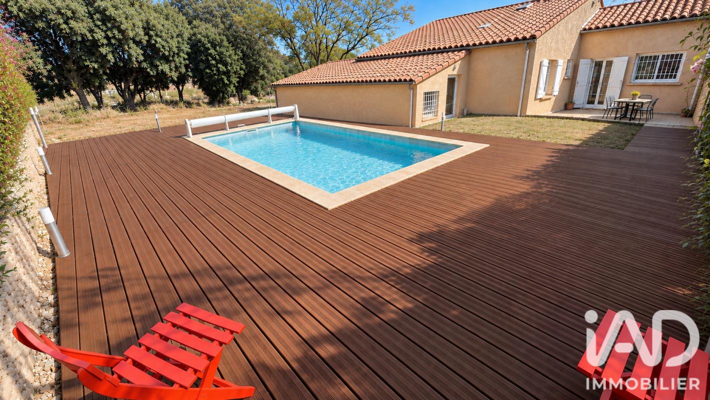 Maison 8 Pièce(s) La Garde-Adhémar