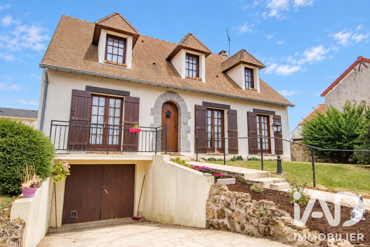 Maison 4 Pièce(s) Villejust