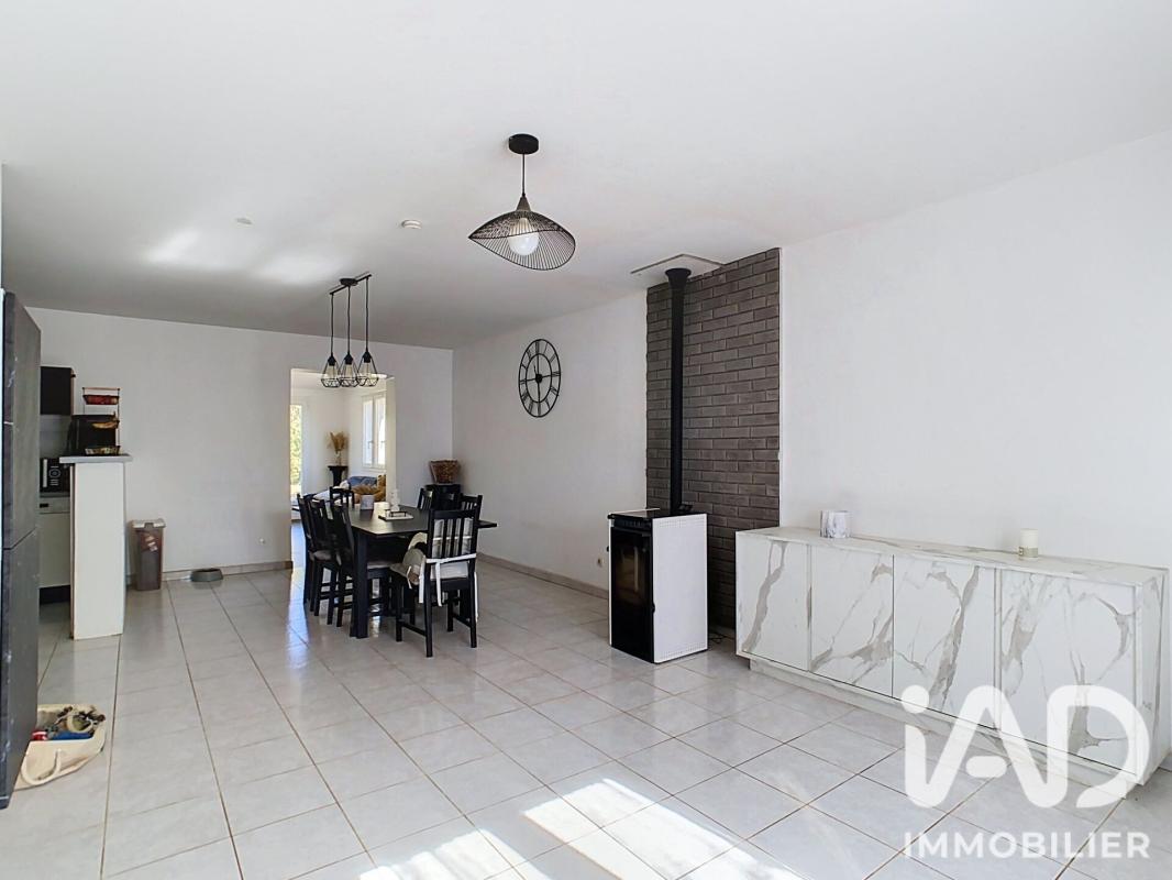 Maison 4 Pièce(s) Étoges - Photo 2